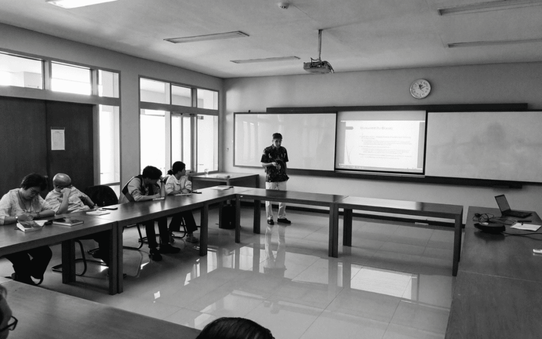 Prof. Mikihiro Moriyama Menggugah Wacana Filsafat Budaya di FF UNPAR